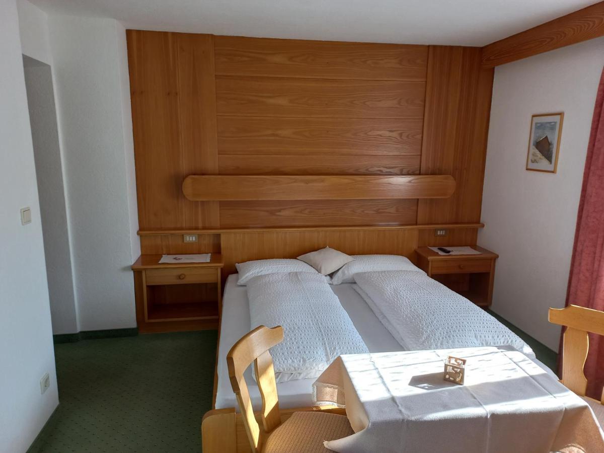 Hotel Garni Piz Da L'Ander Corvara Zewnętrze zdjęcie